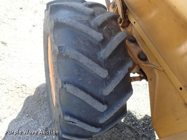 image for item DC3393 Case 460 trencher