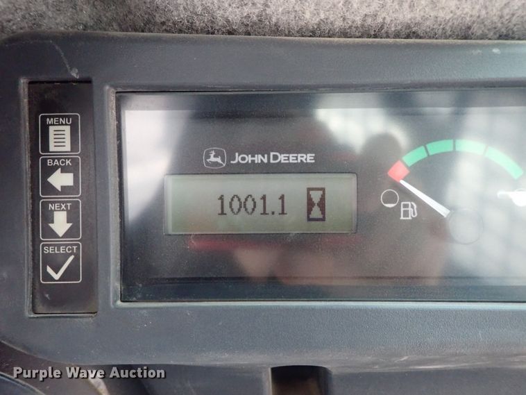 image for item DC3423 2017 John Deere 331G skid steer