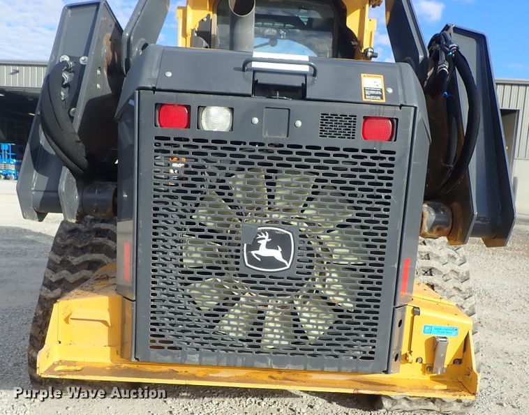image for item DC3423 2017 John Deere 331G skid steer