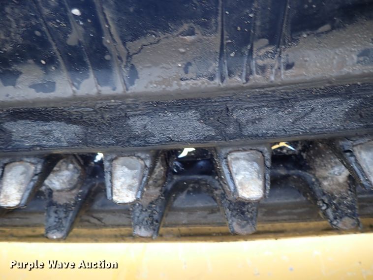 image for item DC3423 2017 John Deere 331G skid steer