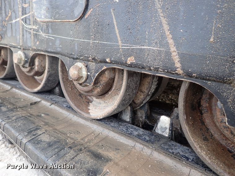 image for item DC3423 2017 John Deere 331G skid steer