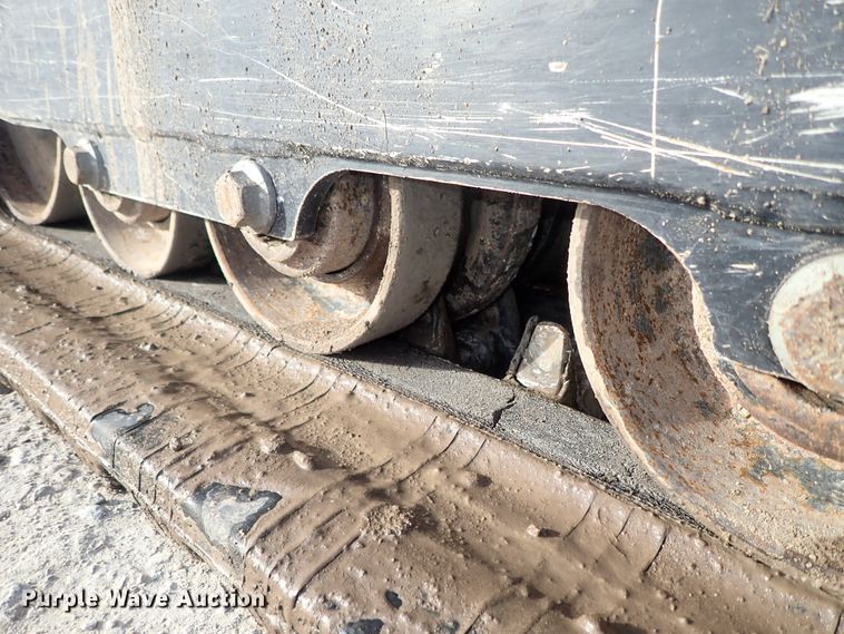 image for item DC3423 2017 John Deere 331G skid steer