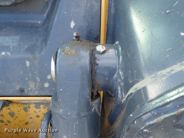 image for item DC3423 2017 John Deere 331G skid steer