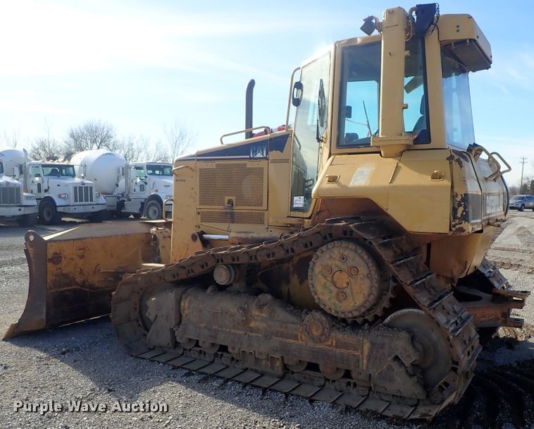 image for item DC3434 2006 Caterpillar D6N XL dozer
