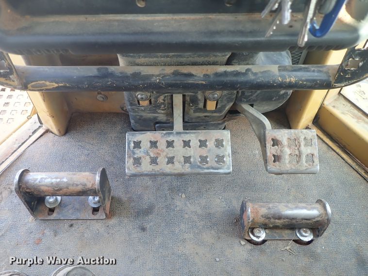 image for item DC3434 2006 Caterpillar D6N XL dozer