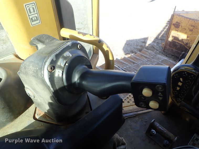 image for item DC3434 2006 Caterpillar D6N XL dozer