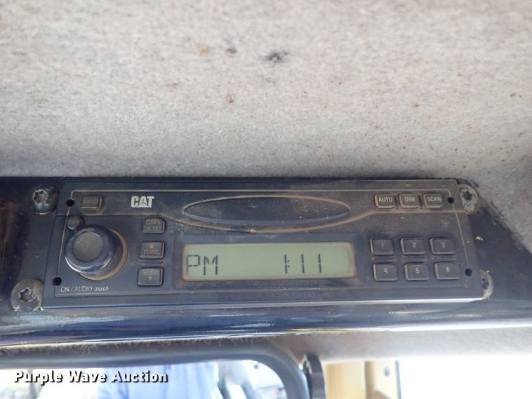 image for item DC3434 2006 Caterpillar D6N XL dozer