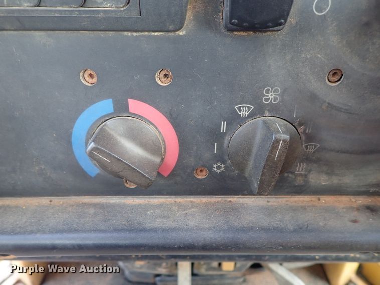 image for item DC3434 2006 Caterpillar D6N XL dozer