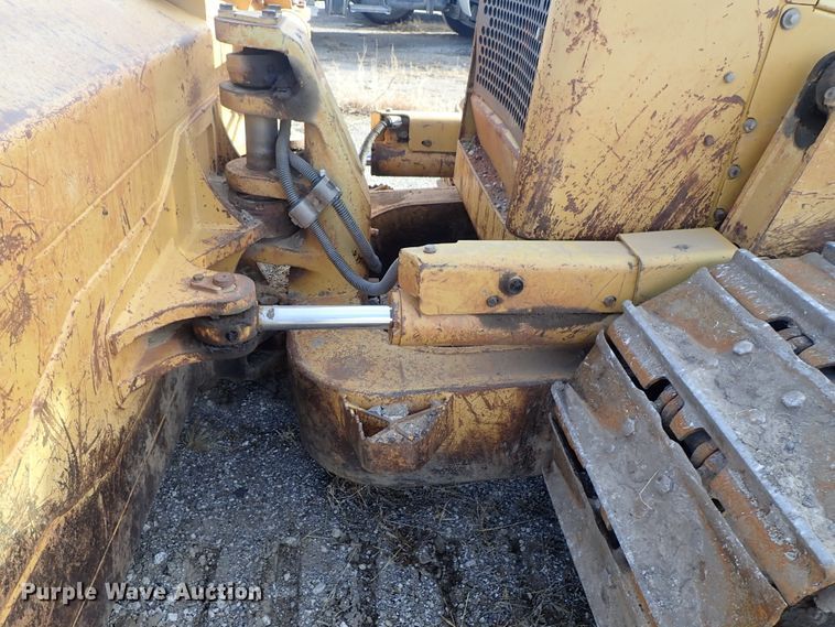 image for item DC3434 2006 Caterpillar D6N XL dozer