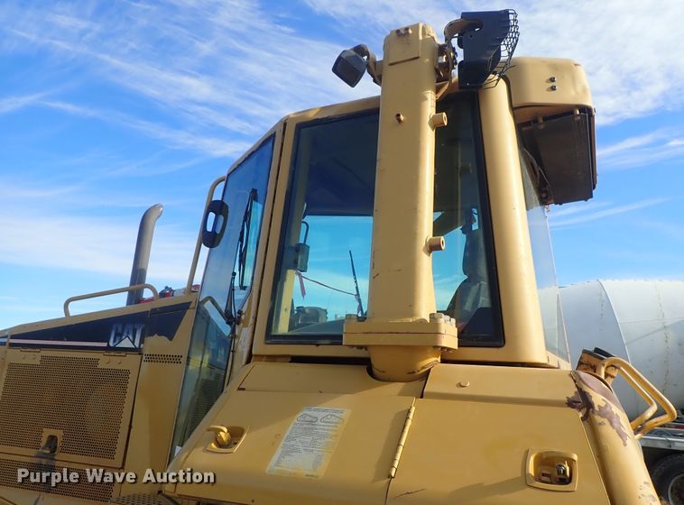 image for item DC3434 2006 Caterpillar D6N XL dozer