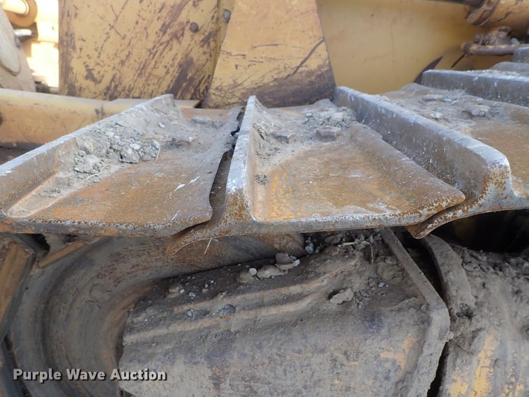 image for item DC3434 2006 Caterpillar D6N XL dozer