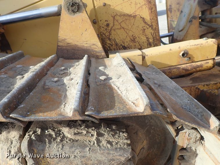 image for item DC3434 2006 Caterpillar D6N XL dozer