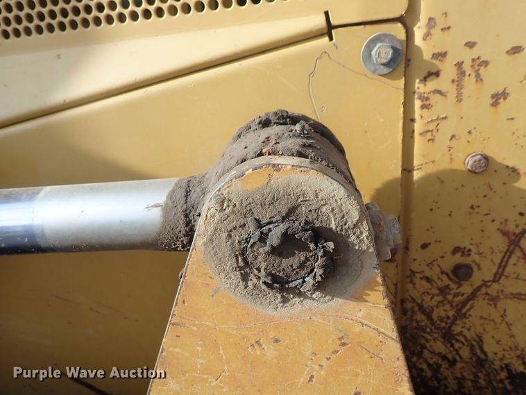 image for item DC3434 2006 Caterpillar D6N XL dozer