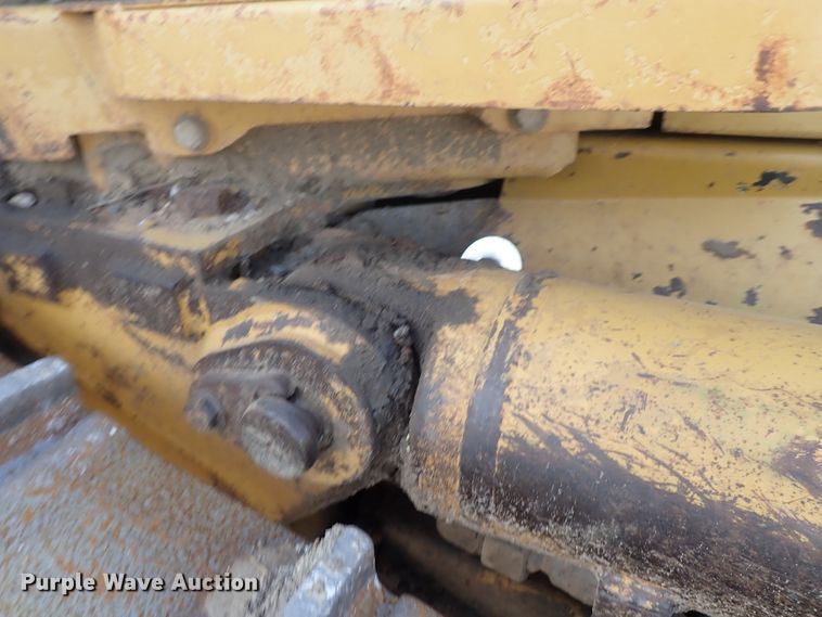 image for item DC3434 2006 Caterpillar D6N XL dozer