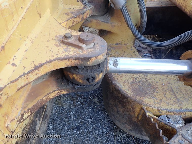image for item DC3434 2006 Caterpillar D6N XL dozer