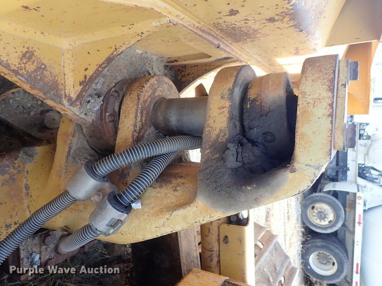 image for item DC3434 2006 Caterpillar D6N XL dozer