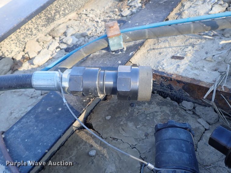 image for item DC3444 2014 Kaufman FR55DT low boy equipment trailer