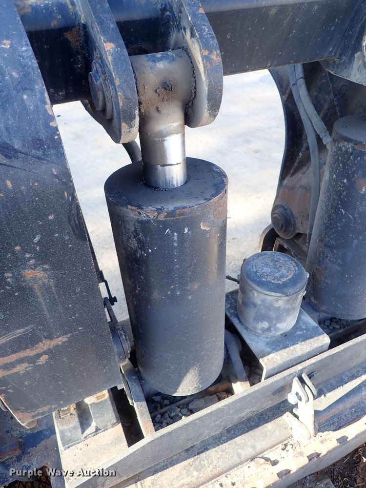 image for item DC3444 2014 Kaufman FR55DT low boy equipment trailer