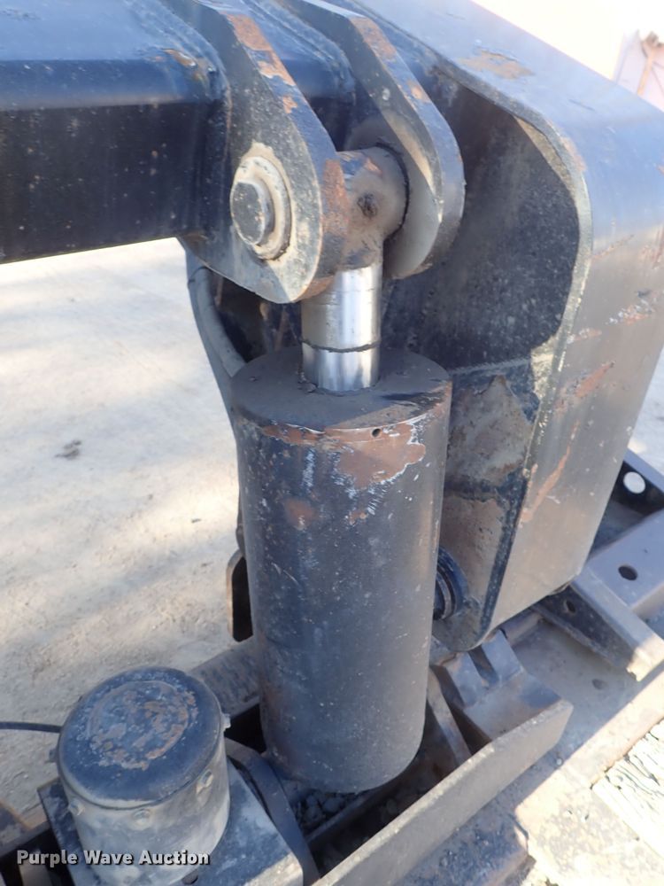 image for item DC3444 2014 Kaufman FR55DT low boy equipment trailer