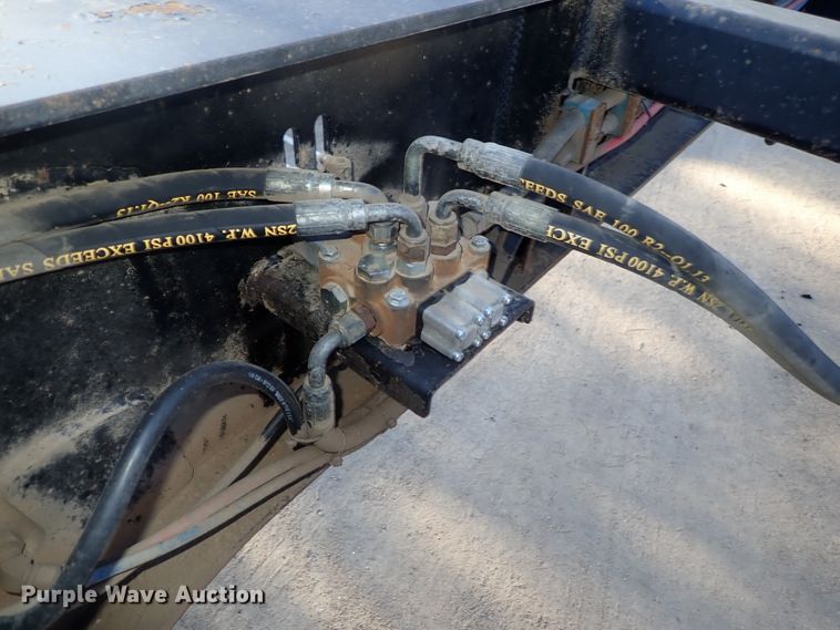 image for item DC3444 2014 Kaufman FR55DT low boy equipment trailer