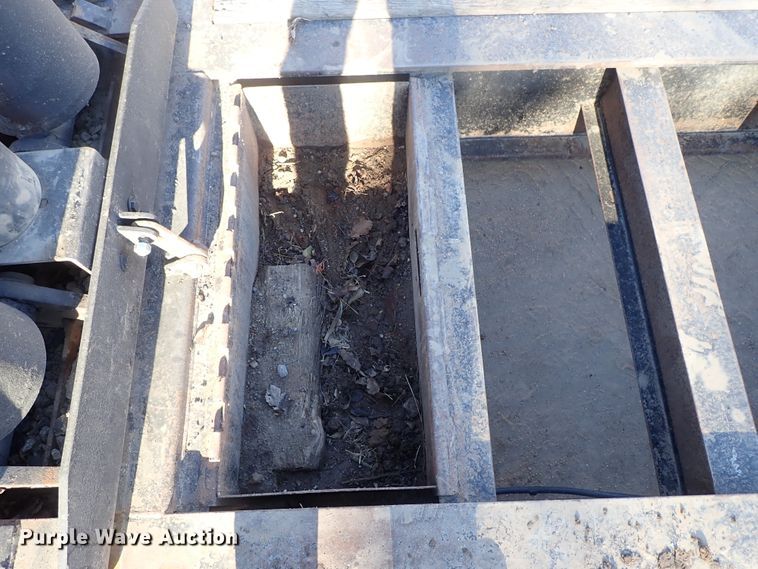 image for item DC3444 2014 Kaufman FR55DT low boy equipment trailer