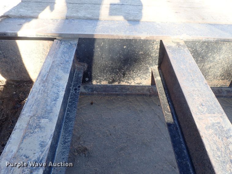 image for item DC3444 2014 Kaufman FR55DT low boy equipment trailer