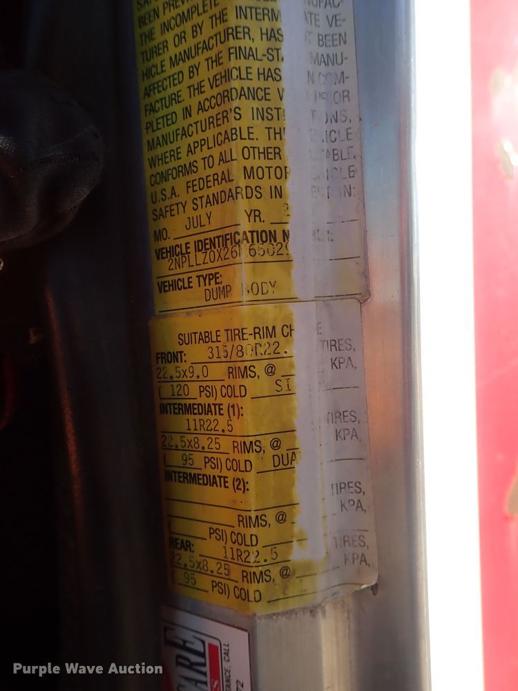 image for item DC3445 2006 Peterbilt 335 dump truck