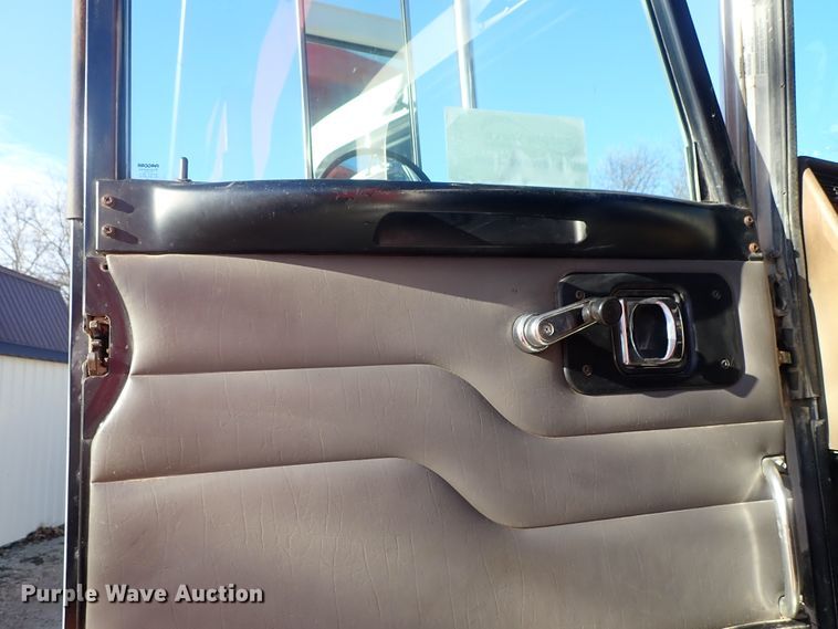 image for item DC3445 2006 Peterbilt 335 dump truck