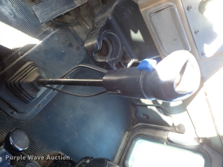 image for item DC3445 2006 Peterbilt 335 dump truck