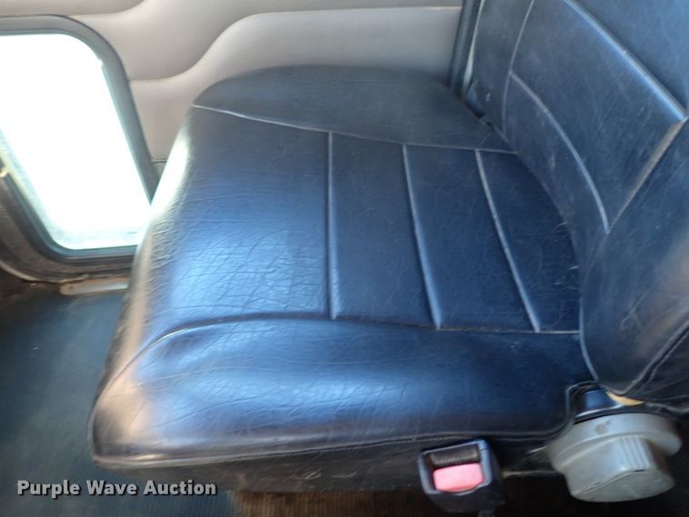 image for item DC3445 2006 Peterbilt 335 dump truck