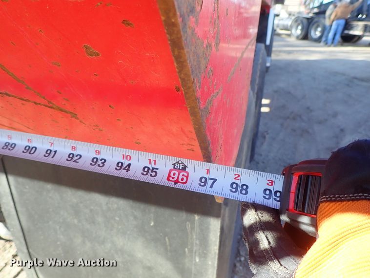 image for item DC3445 2006 Peterbilt 335 dump truck