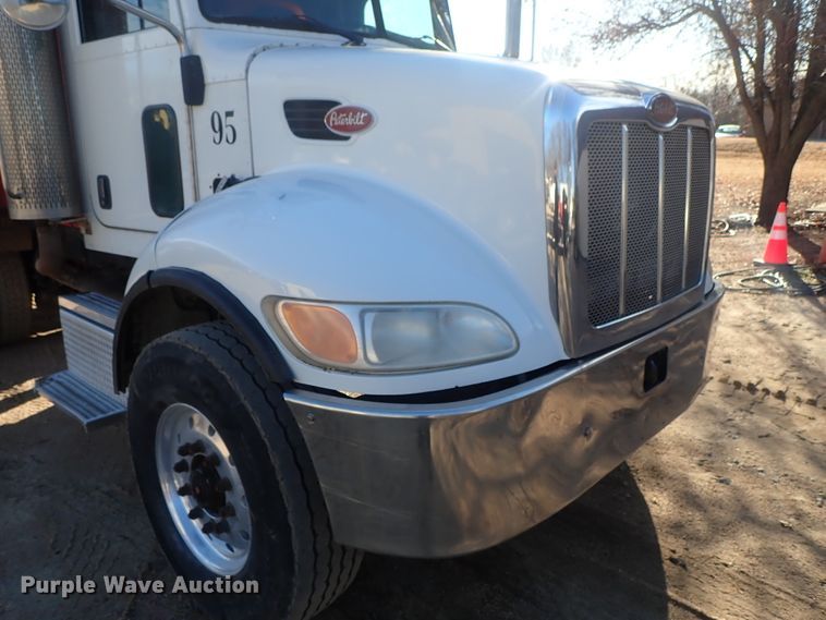 image for item DC3445 2006 Peterbilt 335 dump truck