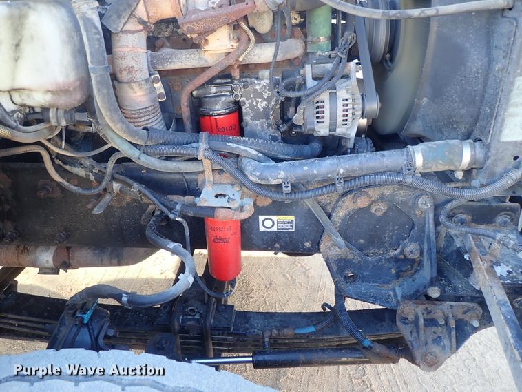 image for item DC3445 2006 Peterbilt 335 dump truck