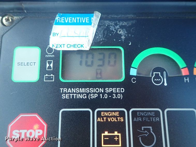 image for item DC3447 2004 John Deere 750C dozer