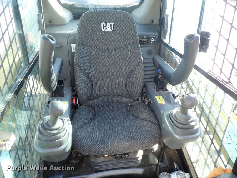 image for item DC3450 2017 Caterpillar 299D2 XHP skid steer