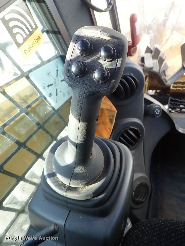 image for item DC3450 2017 Caterpillar 299D2 XHP skid steer