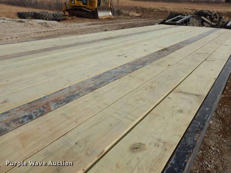 image for item DE4151 1998 Holden equipment trailer