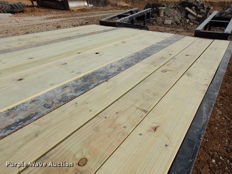 image for item DE4151 1998 Holden equipment trailer