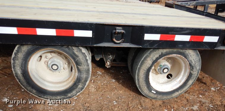 image for item DE4151 1998 Holden equipment trailer