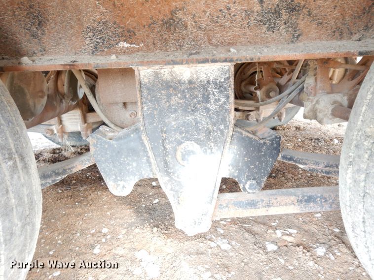 image for item DE4151 1998 Holden equipment trailer