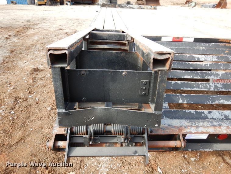 image for item DE4151 1998 Holden equipment trailer
