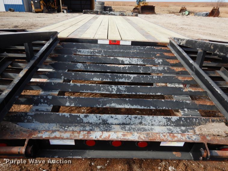 image for item DE4151 1998 Holden equipment trailer