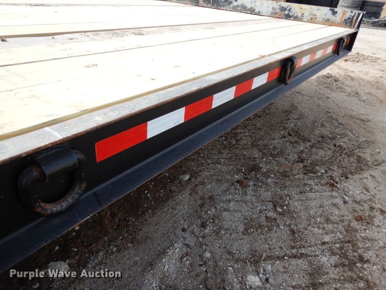 image for item DE4151 1998 Holden equipment trailer