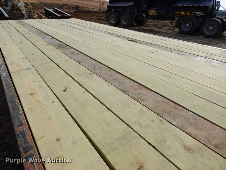 image for item DE4151 1998 Holden equipment trailer