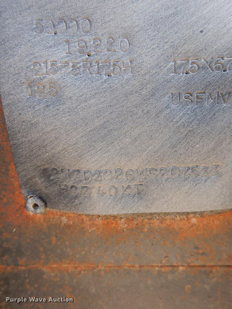 image for item DE4151 1998 Holden equipment trailer