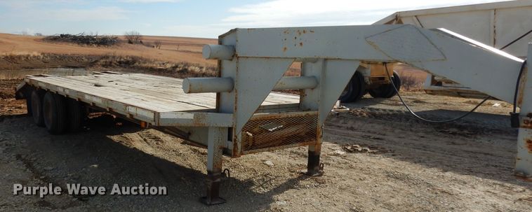 image for item DE4153 2004 shop built equipment trailer