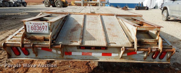image for item DE4153 2004 shop built equipment trailer