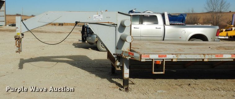 image for item DE4153 2004 shop built equipment trailer