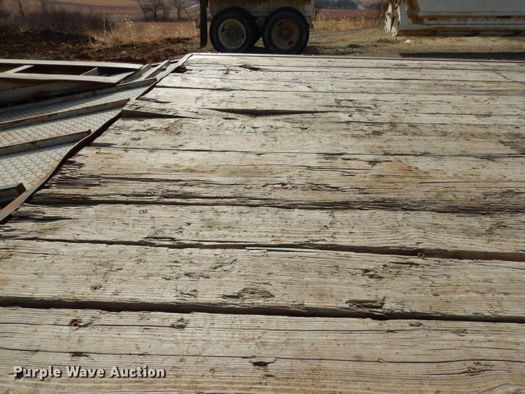 image for item DE4153 2004 shop built equipment trailer