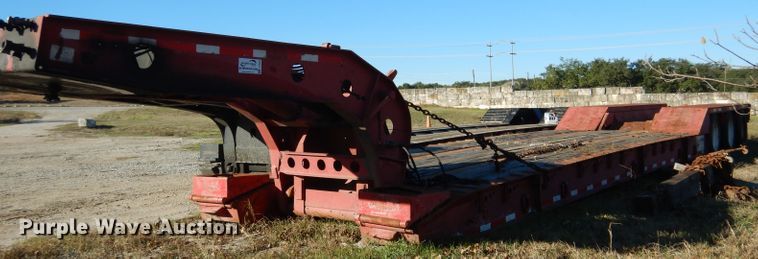 image for item DF2593 1999 Dynaweld FB lowboy equipment trailer